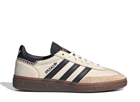 handball spezial adidas core black magic beige